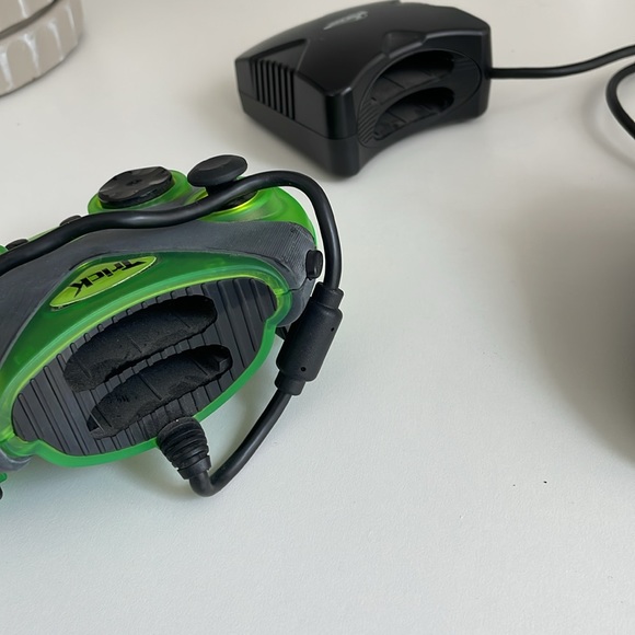 [ XBOX Controllers - Trick Eclipse Pelican Accessories ] - Picture 8 of 9